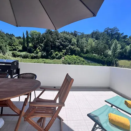 ヴィラ Charming Portuguese With Forested Hill Views *
